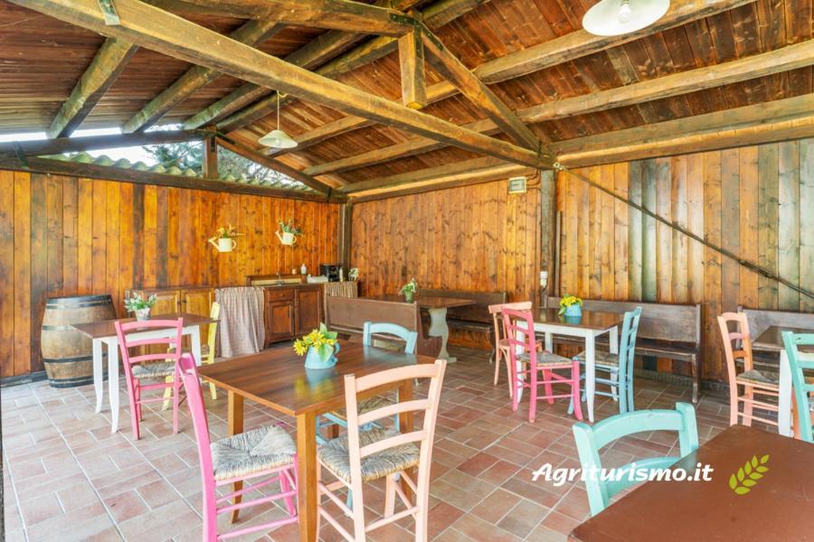 La Tenuta Dei Ricordi Castel Ritaldi Kültér fotó