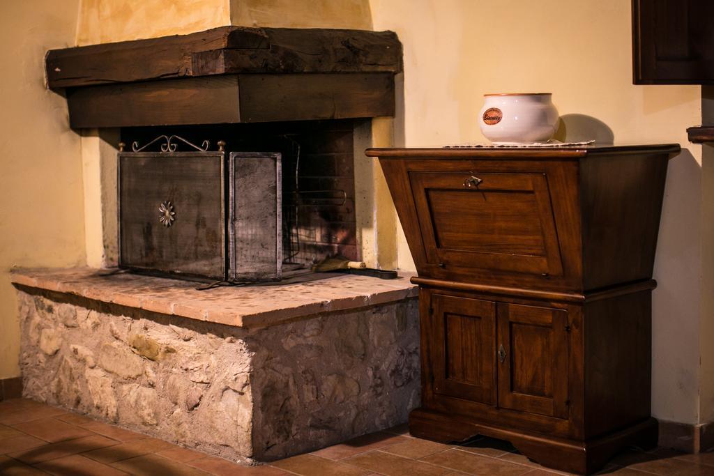 La Tenuta Dei Ricordi Castel Ritaldi Kültér fotó